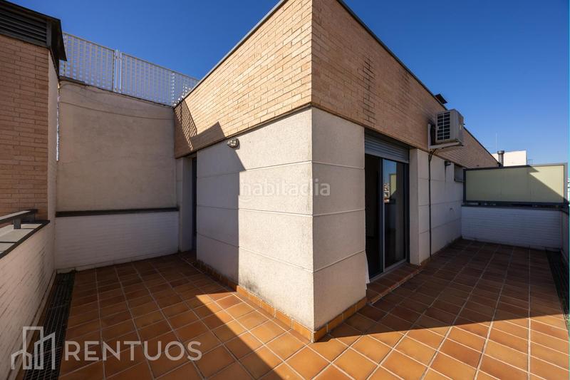 Foto 636e8cee-ef62-43b8-bbd8-67e6a63d081b. Rent flat with heating parking pool in Chopera Madrid