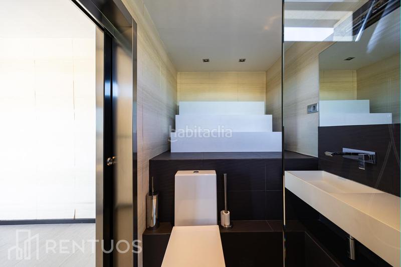 Foto dedd73fd-bbdf-4385-8bda-74b4cb2e7d88. Rent flat with heating parking pool in Chopera Madrid