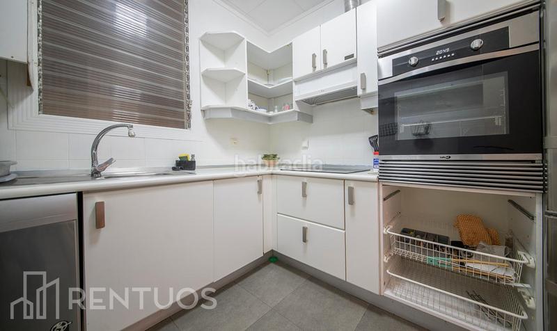 Foto 95f5c69d-3ab3-45fe-bdf3-fefcf35cb4a3. Rent ground floor in La Nova Esquerra de l´Eixample Barcelona