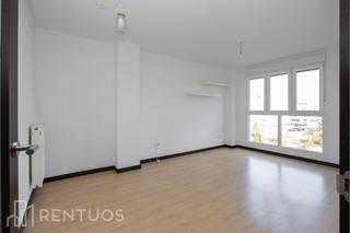 Location Appartement  De las gardenias. Piso funcional con piscina y garaje en entorno tranquilo