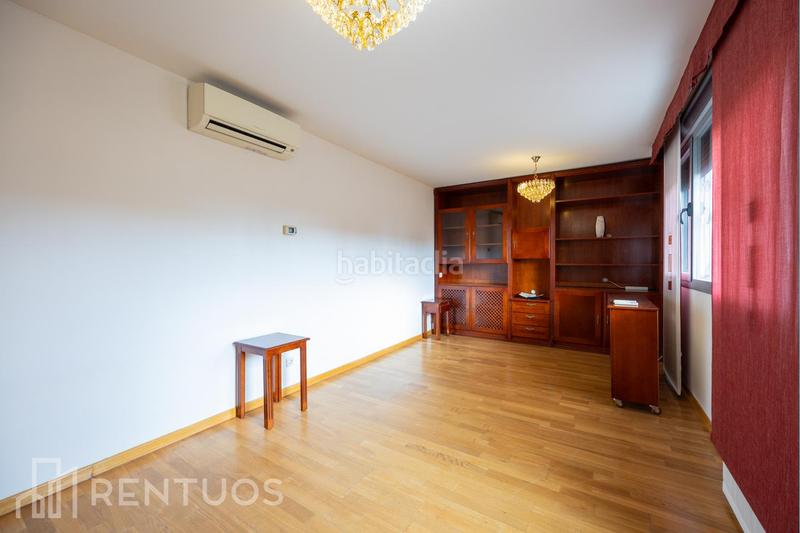 Foto a6538cb7-5a0c-448c-b98b-a3703592ef58. Alquiler piso ático con terraza y piscina en ensanche de vallecas en Madrid