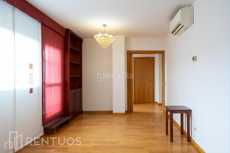 Foto 2463d032-1bbd-4543-a2a3-12697147aeac. Location appartement avec chauffage parking piscine dans Madrid