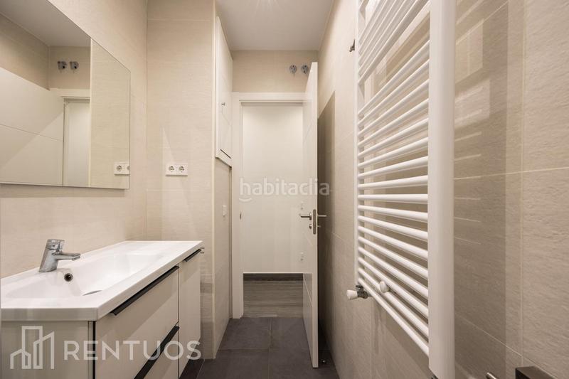 Foto 8d7ad027-e857-4113-9f18-e229a325c070. Alquiler planta baja impecable vivienda recién reformada en chamberí en Madrid