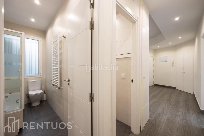 Foto b9873d00-b2ed-4132-86a1-1e74bb1487d9. Alquiler planta baja impecable vivienda recién reformada en chamberí en Madrid