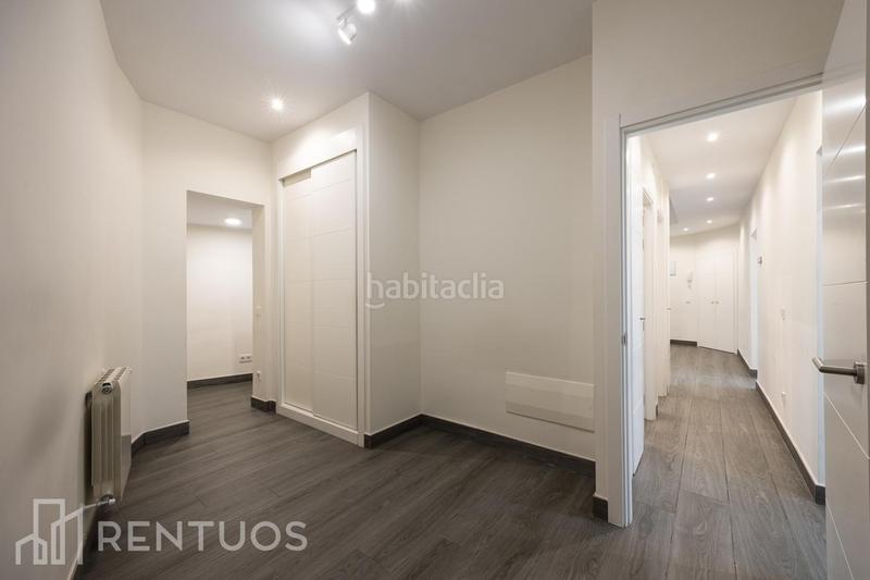 Foto 9c1439ba-8b97-4200-b497-cad07963b68e. Rent ground floor with heating in Argüelles Madrid