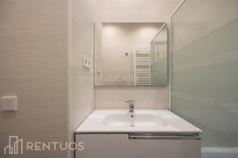 Foto ad0d3118-6c14-49b4-8f69-e080db5cb17e. Rent ground floor with heating in Argüelles Madrid