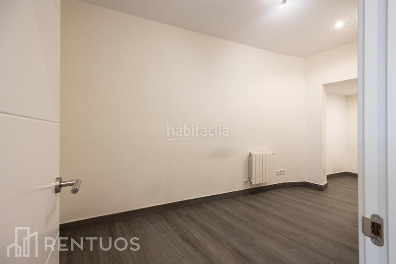 Foto b8112fdc-8dc8-4d4a-947a-25af8c0d5939. Rent ground floor with heating in Argüelles Madrid