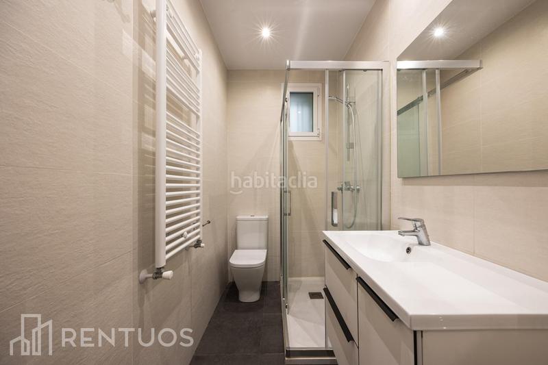 Foto cf39e048-7407-454a-9d7a-c9a3d3dd360e. Rent ground floor with heating in Argüelles Madrid