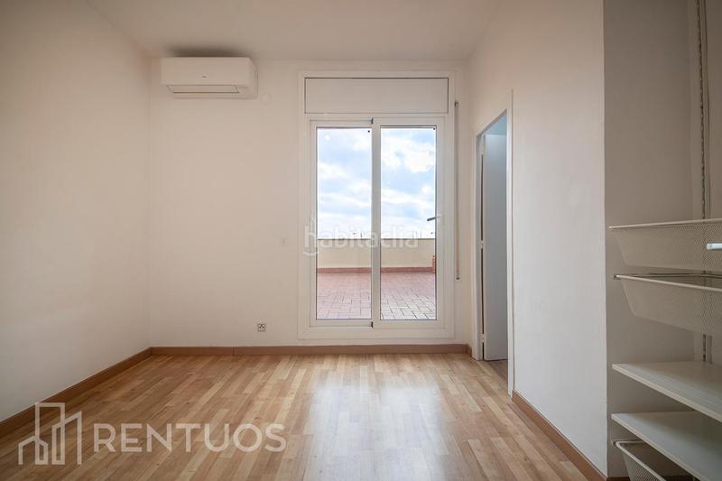 Foto 72512984-51b6-4804-9fa9-7ee01c88aa34. Location attique dans meridiana 586 dans Sant Andreu de Palomar Barcelona