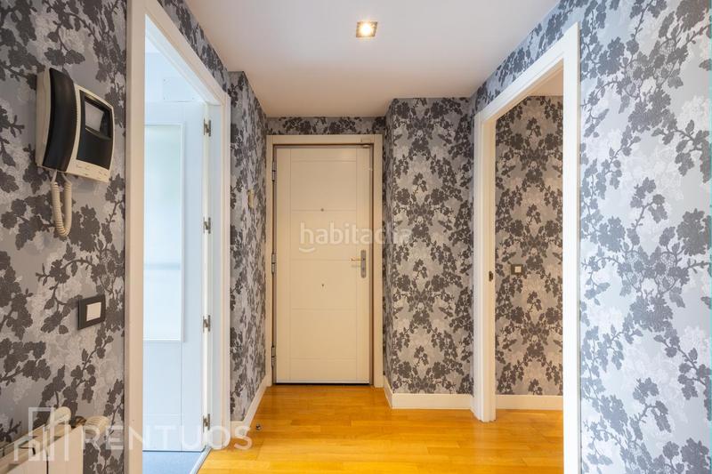 Foto c5b65b47-ea81-499c-b614-74bfa36b74d4. Alquiler piso elegante piso con garaje y piscina en ensanche de vallecas en Madrid