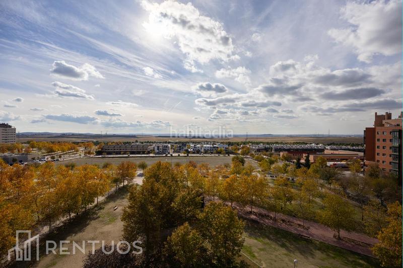 Foto ac365b55-ef74-476b-aac2-8d63bf9c867d. Lloguer pis amb calefacció aparcament piscina a Ensanche de Vallecas-La Gavia Madrid