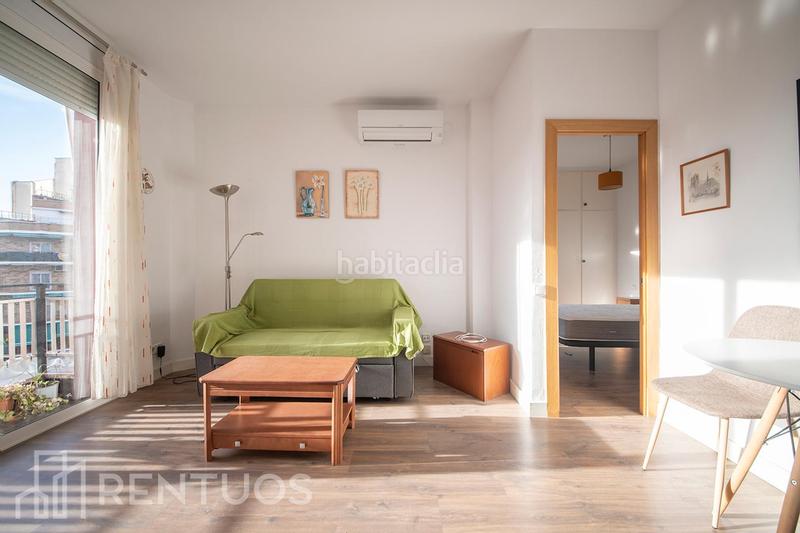 Foto 6ba7ad36-eef0-46a9-9f2e-eb7f46eee4f7. Miete etagenwohnung in Fort Pienc Barcelona