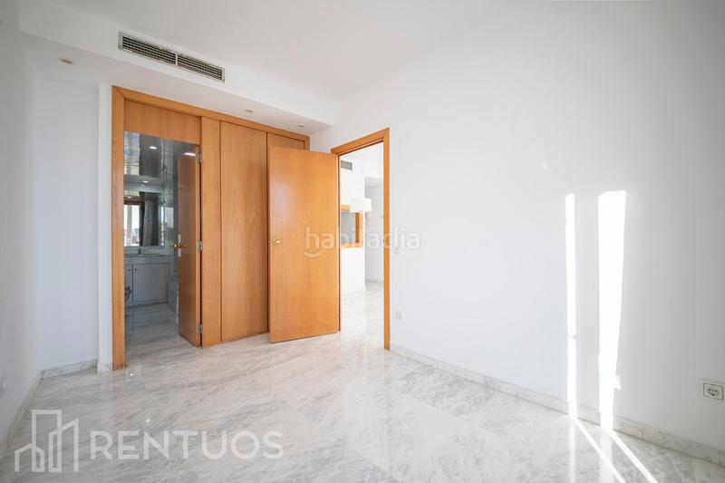 Foto 4c8a6ce9-b744-4e1c-9f8c-d21fd102d9d0. Affitto appartamento con piscina in Can Bou Castelldefels