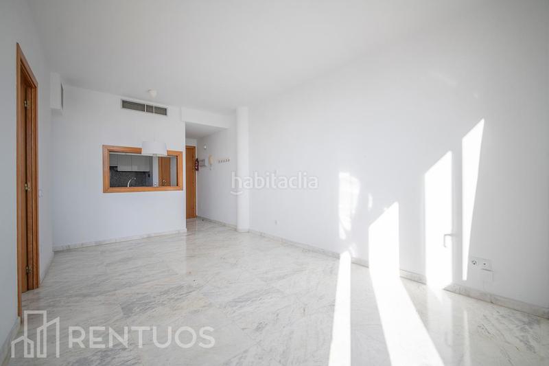Foto 0e527ccb-b0e5-460a-9b8a-2a7abf8ba966. Rent flat with pool in Can Bou Castelldefels