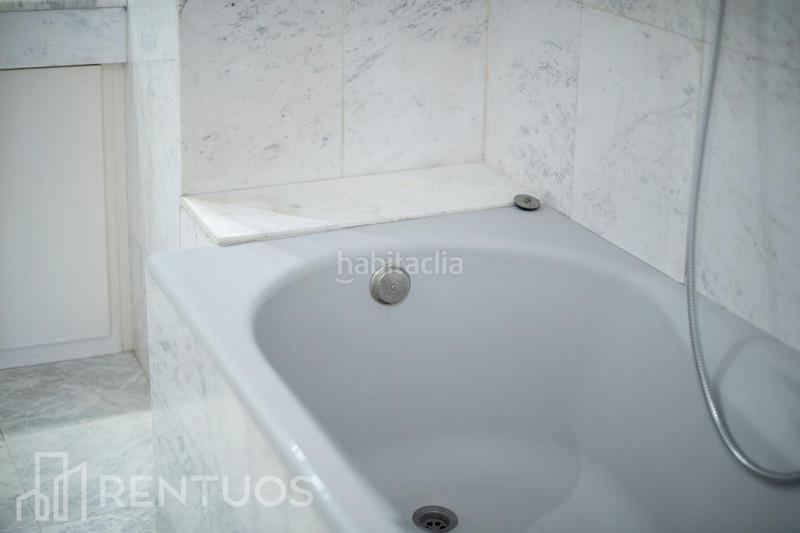 Foto 68ba5615-14fb-448c-a6f5-2aee940e0d2c. Rent flat with pool in Can Bou Castelldefels