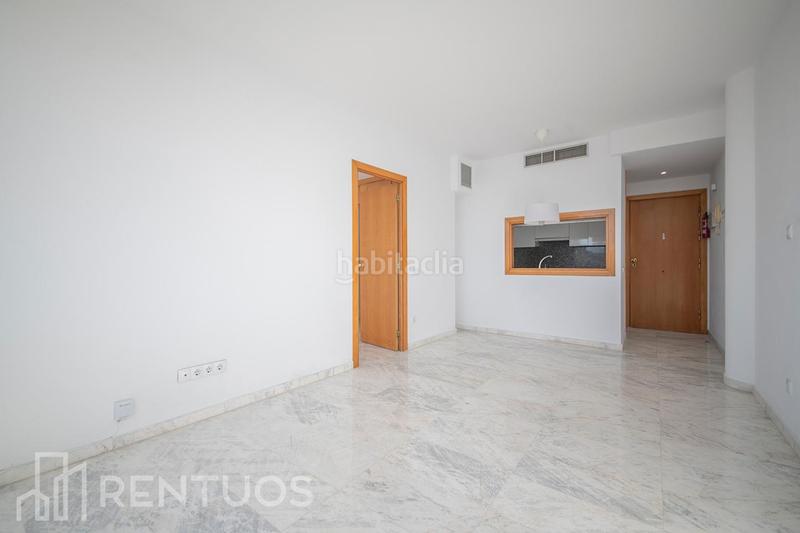 Foto 7fbe81d3-1b45-4ee9-bd18-aa74924d4121. Rent flat with pool in Can Bou Castelldefels