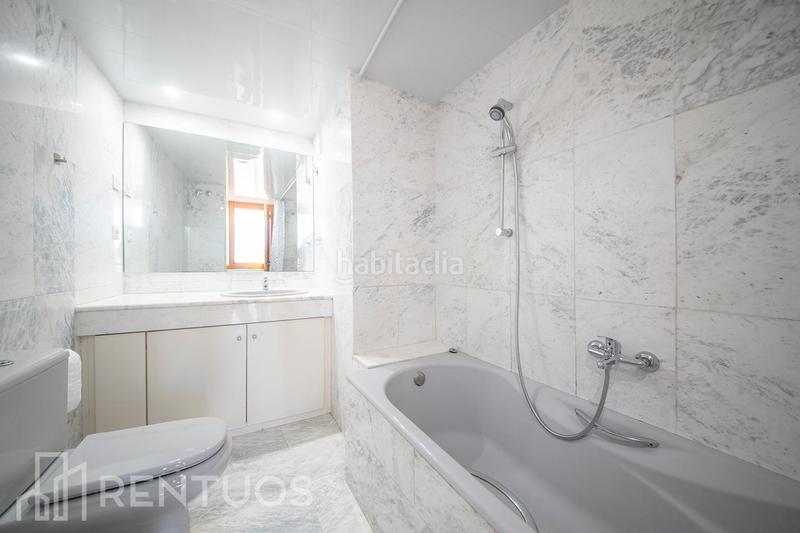 Foto 86295799-f2d0-40c6-afa6-6f33769cc88d. Rent flat with pool in Can Bou Castelldefels