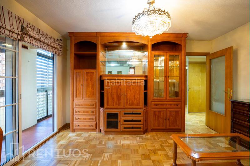 Foto 5c4fc955-bd0f-45d0-8c36-e6752154f1da. Alquiler piso amplio piso exterior en puente de vallecas en Madrid