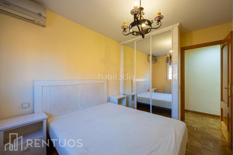 Foto e2022ea4-be86-42b9-9090-1113ee4f38e3. Alquiler piso amplio piso exterior en puente de vallecas en Madrid