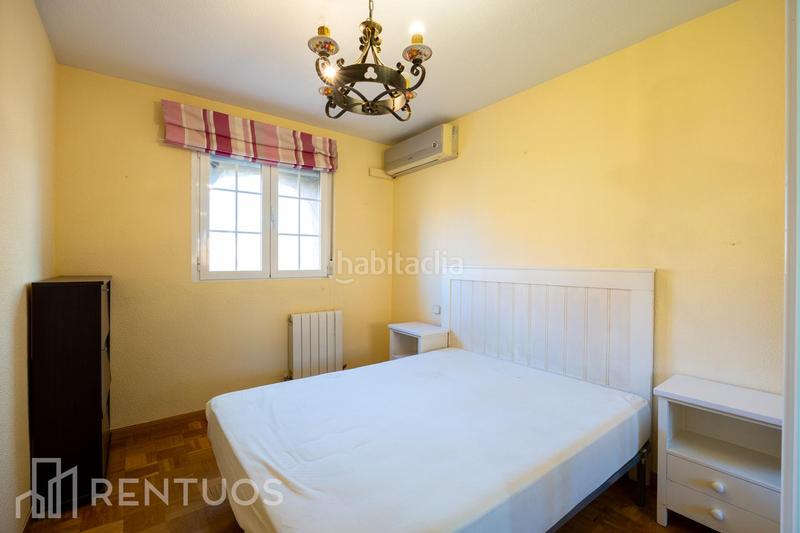 Foto b0fedebb-2a97-4998-b0e6-aef67d736473. Lloguer pis amb calefacció aparcament a Numancia Madrid