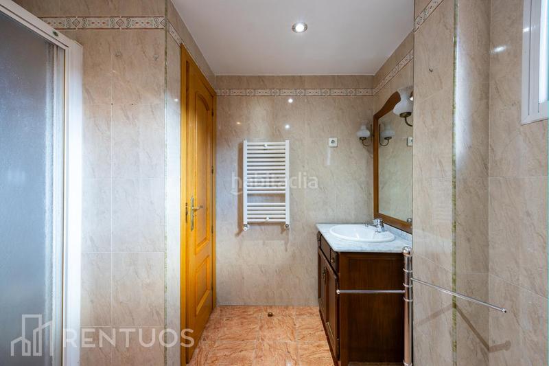 Foto 7cf0be4c-23ed-4da1-89e4-22d315ae02d5. Rent flat with heating parking in Numancia Madrid