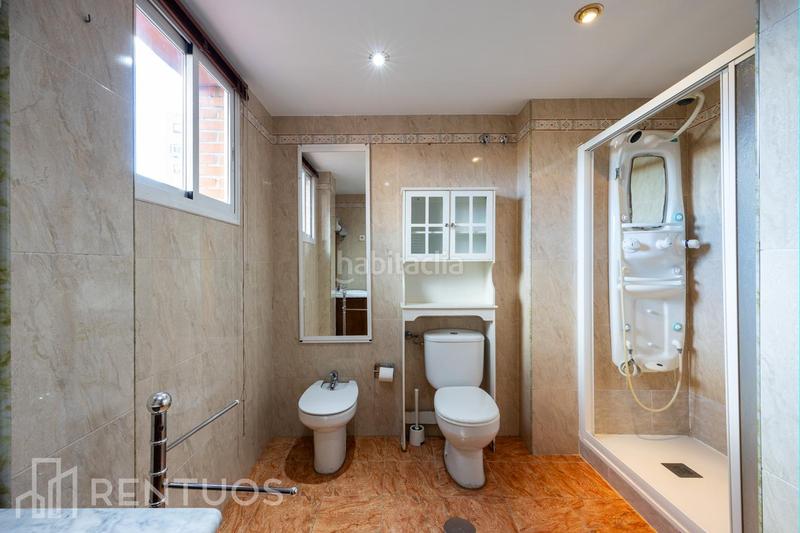 Foto 7dfc9094-f482-43ef-b00f-7d6cf25b75d1. Rent flat with heating parking in Numancia Madrid