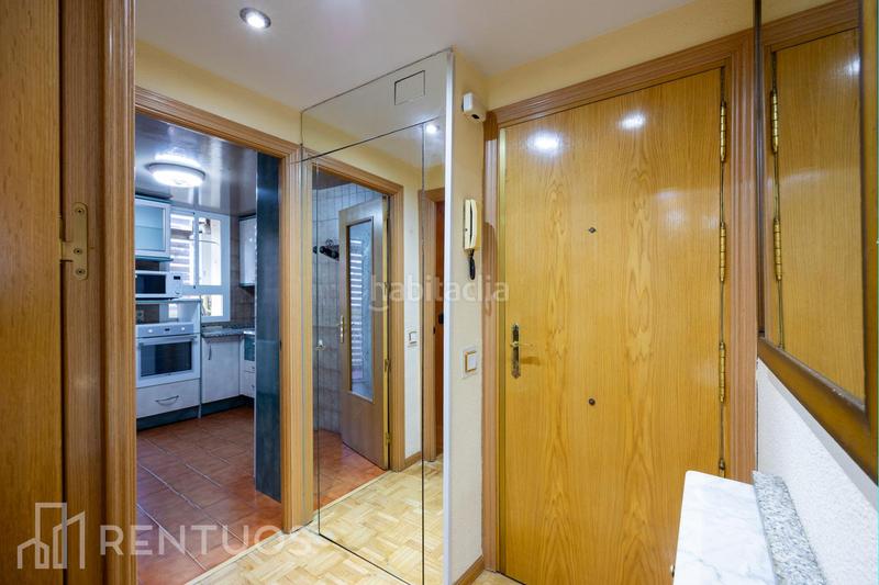 Foto be77b593-d454-4368-bca9-fe56963e63f4. Rent flat with heating parking in Numancia Madrid