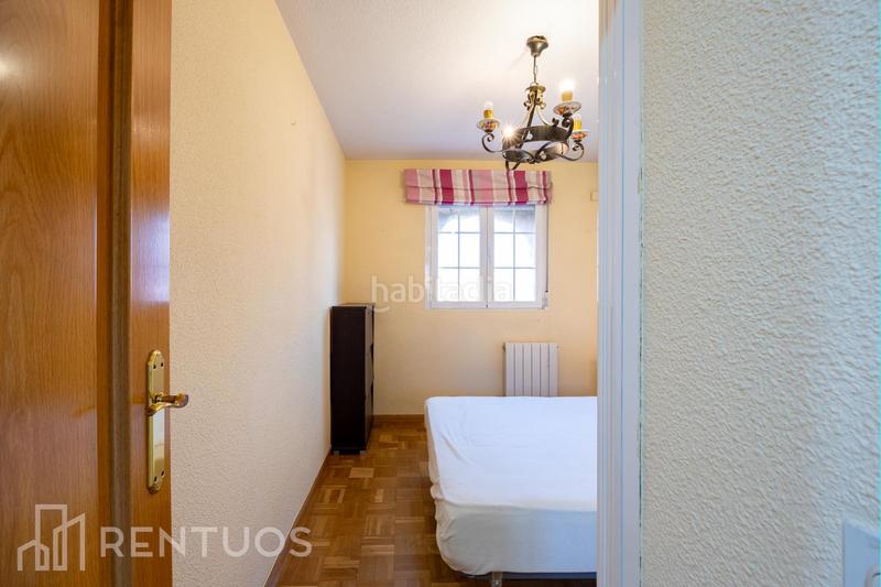 Foto c5c04e1c-cfa6-4cf0-919b-353e587b8288. Rent flat with heating parking in Numancia Madrid