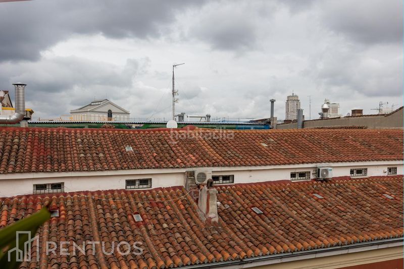 Foto a721ba7b-0d92-4d7a-8d5d-0e00db4f4e0f. Lloguer dúplex amb calefacció a Sol Madrid