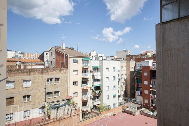 Foto a54dd24f-438a-402d-b31a-634a44b670c8. Pis amb calefacció a Barri de les Corts Barcelona