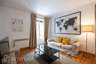 Location Appartement  Del duque de liria. Acogedor piso amueblado en el corazón de madrid