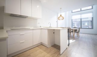 Affitto Duplex  Del beat almató. Dúplex con tres habitaciones cerca del parque de la creueta del