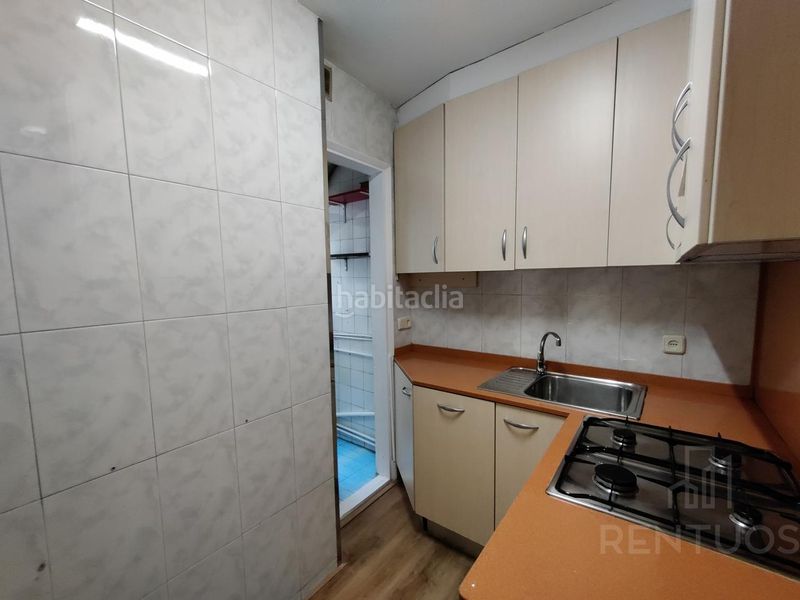 Foto f2df5d26-5f60-4b33-8967-6eb096982ab0. Pis amb calefacció a Carmel Barcelona