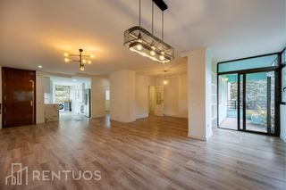 Miete Etagenwohnung  Calle del poeta esteban de villegas. Exclusivo apartamento con vistas al retiro