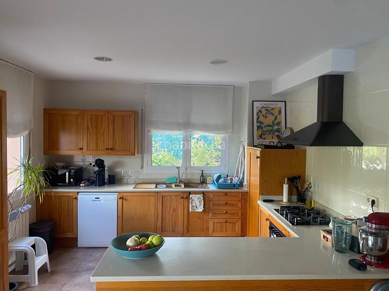 Foto 830831cf-dde9-4080-96b5-832d659b7d6e. Lloguer xalet amb aparcament piscina a Pals