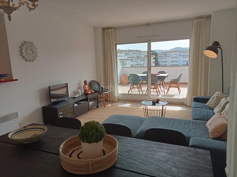 Foto 42293cb6-725d-4f6c-a27f-584f6e753d6a. Ático fantastico con licencia turistica en la comunidad green mar 1 en Pals