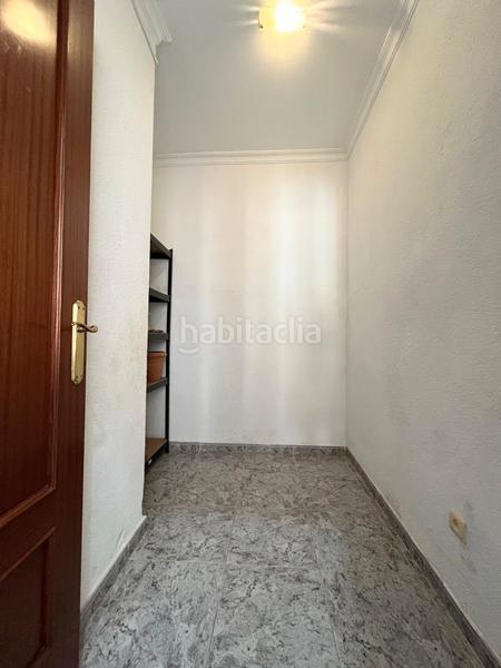 Foto b8cf594f-a196-44f8-8776-b7ac07d8ecef. Appartamento in Sants-Badal Barcelona