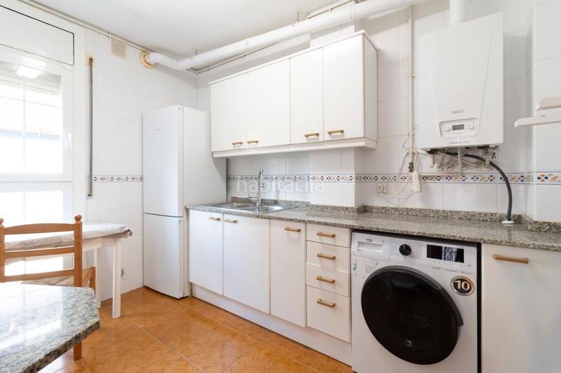 Foto 481ab880-13f8-4025-9b68-e4edbff017f7. Etagenwohnung mit heizung in Centre Castelldefels