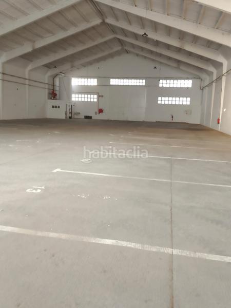 Foto 2c5eb588-200f-4990-9699-3249265be19f. Industrial building in Alcarràs