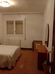 Pis a Prncep de Viana-Clot-Xalets Humbert Torres. Piso de tres habitaciones en venta en lleida
