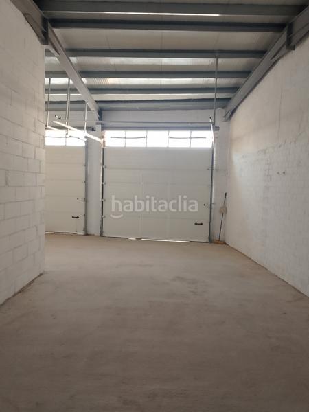 Foto 0675b1c8-3c45-4075-8c84-f1f6e58dddd5. Parking coche almacén en venta en Alguaire