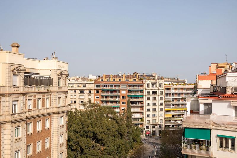 Foto a3bae4f6-45a7-47e5-a8ef-cc57f647033f. Alquiler oficina en carrer de beethoven 15 oficina disponible en francesc macià en Barcelona