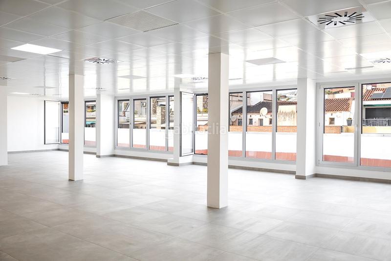 Foto f37b0af7-d391-4af1-82dc-781943f9e856. Lloguer oficina a carrer de beethoven 15 a Sant Gervasi - Galvany Barcelona