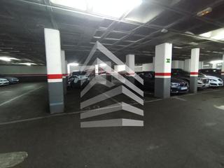 Parking voiture  Carrer de l'equador