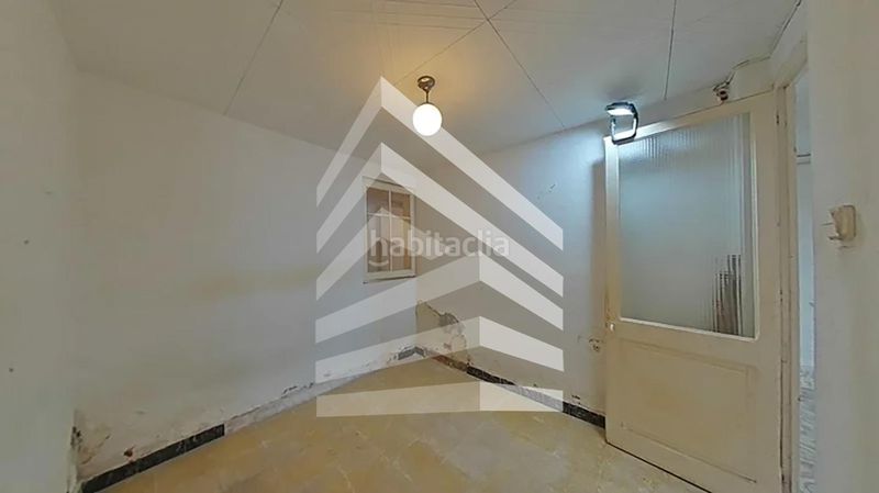 Foto 2059b83d-bc37-4951-bb02-69549f9823f3. Planta baixa a Sallent