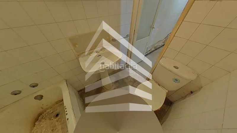 Foto ab80dab3-4fdb-4549-9f84-b660298565bc. Planta baixa a Sallent