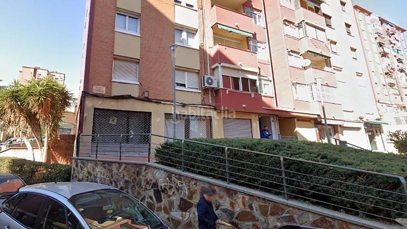 Foto f9a5d966-01fe-4aef-a025-eacc6222daae. Local comercial en Llefià Badalona