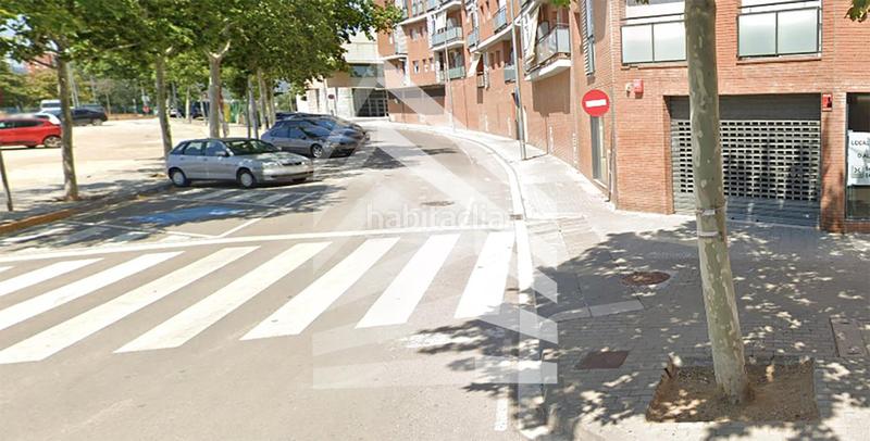Foto dcfda8bd-0b73-4ba6-b79e-d067f44e3f28. Parking coche en Vilanova del Camí