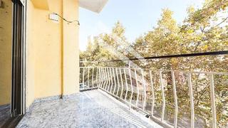 Etagenwohnung  Carrer d'enric granados