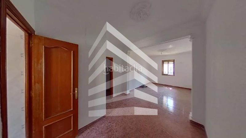 Foto 0ff8624f-6068-454c-a5b9-403ab22f1644. Pis a Raval Barcelona